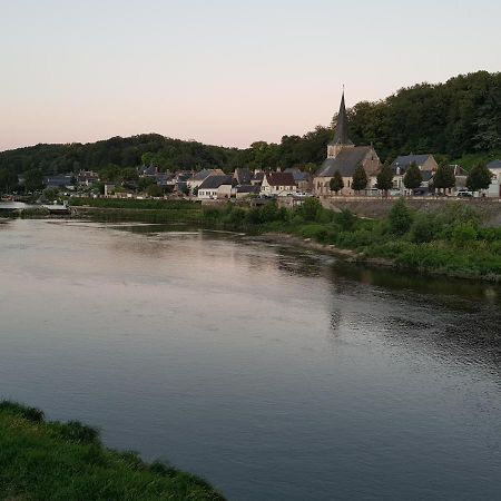 " Le Cher Passant " Savonnieres Bagian luar foto